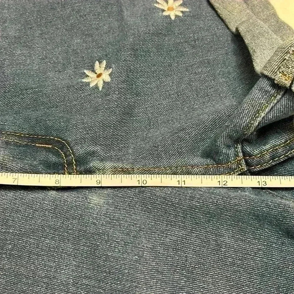 Shein Jean Shorts Embroidered Denim Plus Size 4XL Summer Festival Women's Summer - Picture 8 of 10